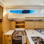 yacht-Elan E4-image-6