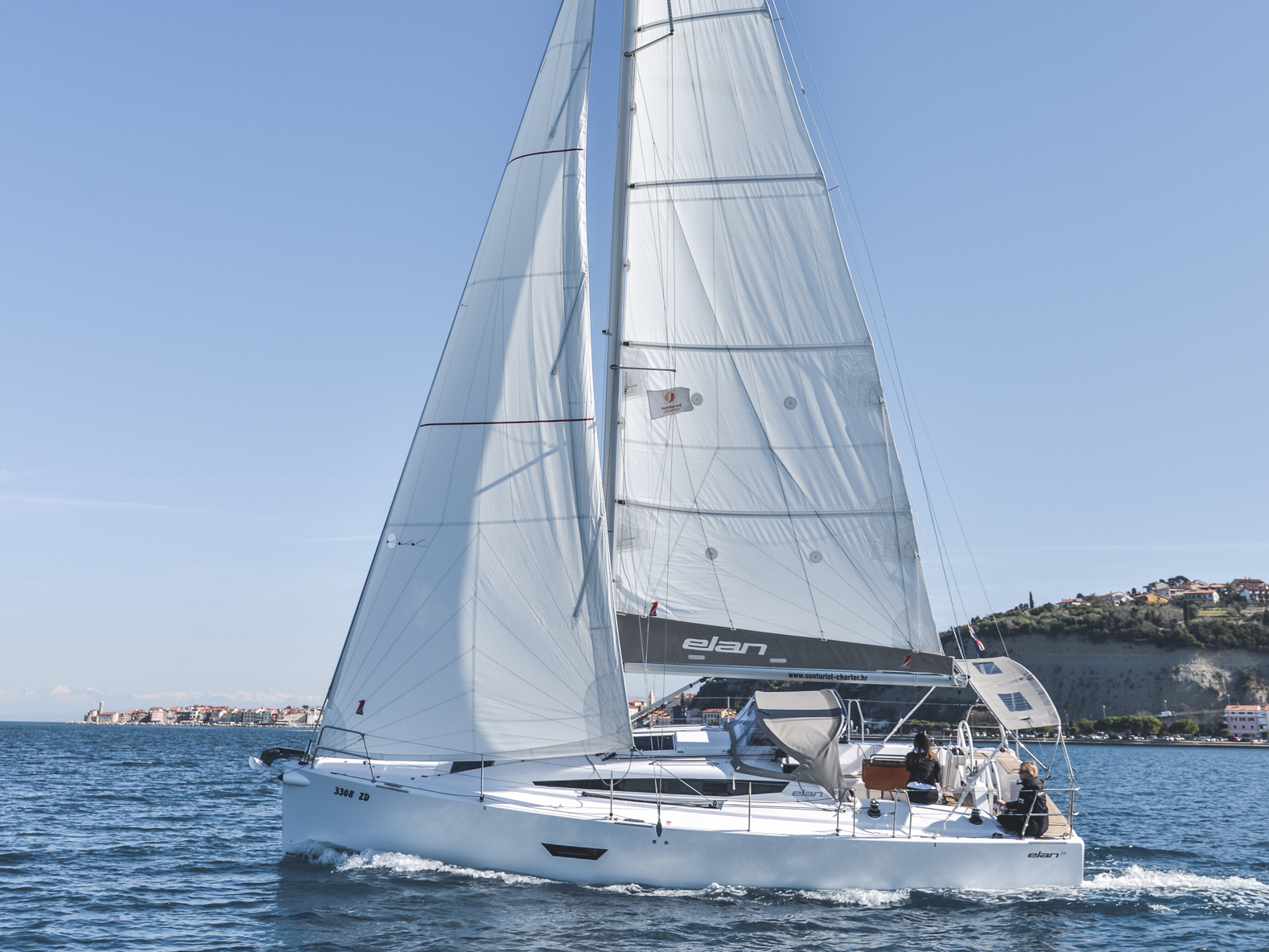 yacht-Elan E4-image-17