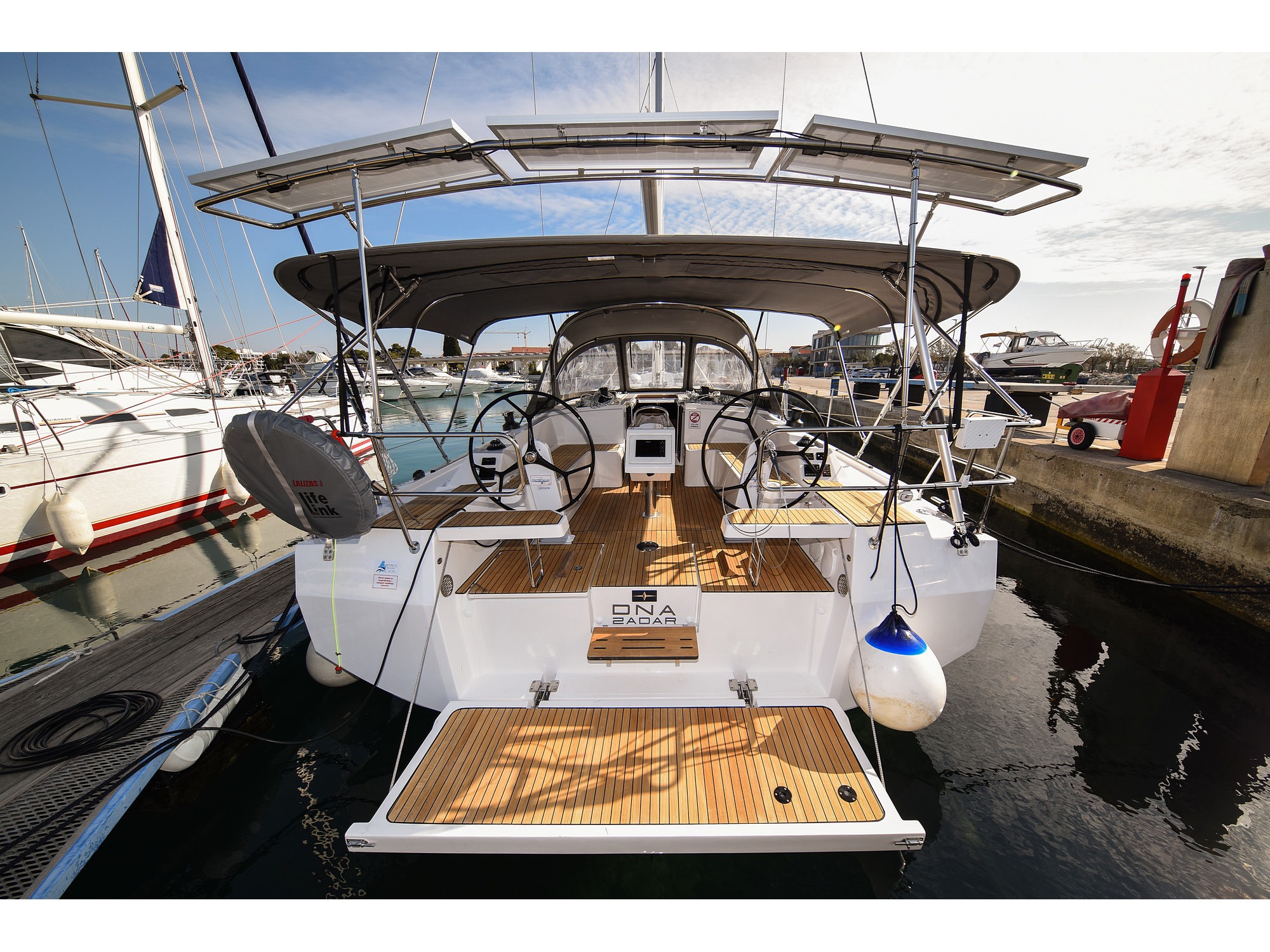 yacht-Bavaria C42-image-58