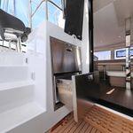 yacht-44008790 image-4