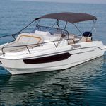 yacht-44333678 image-1