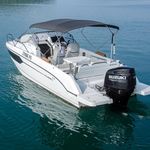 yacht-44333678 image-3