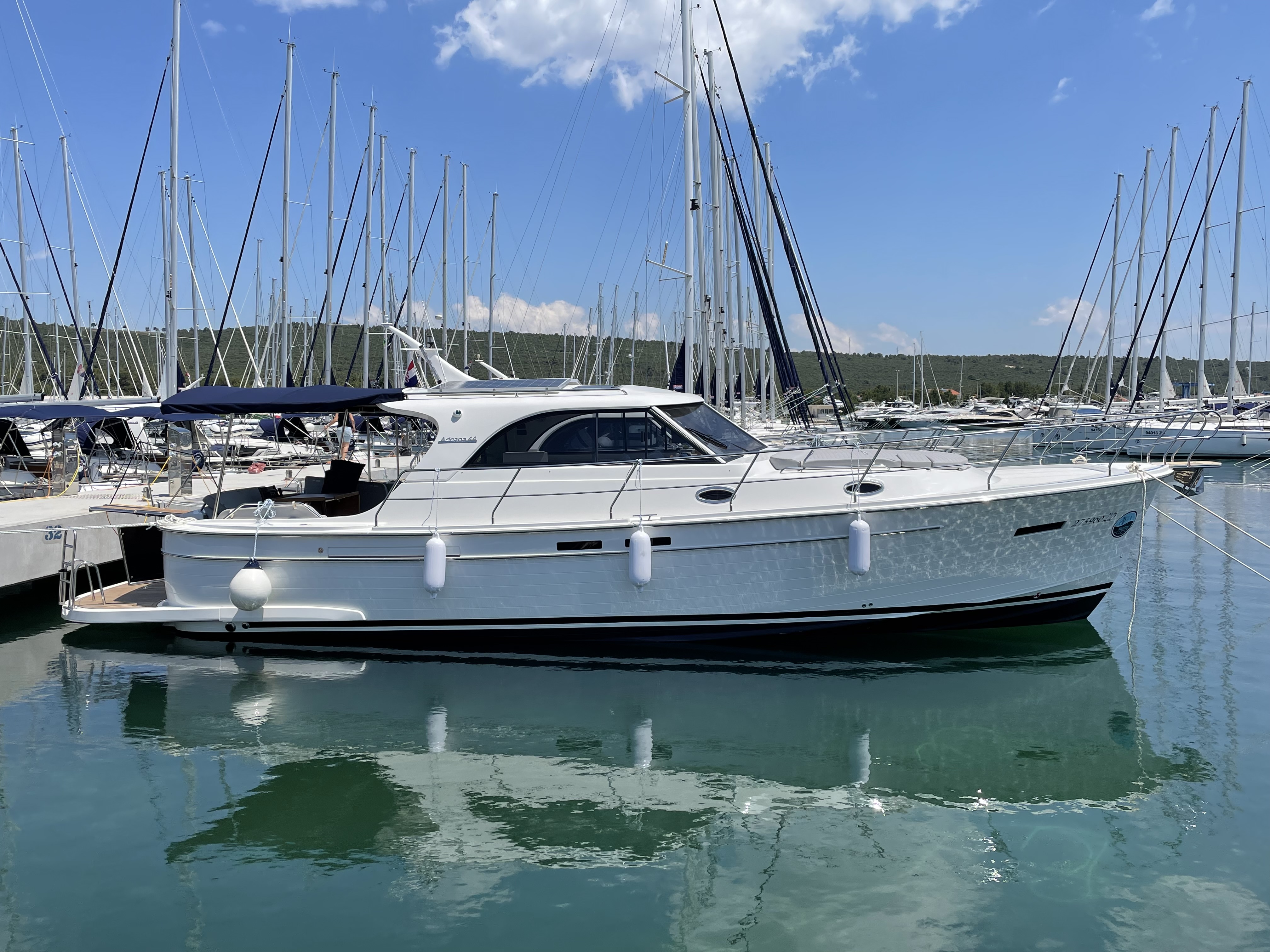 yacht-Adriana 44-image-2