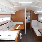 yacht-45009051 image-6