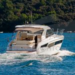yacht-Bavaria S40 HT-image-2