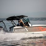 yacht-46455822 image-2