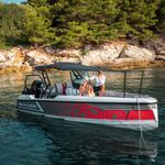 yacht-46455822 image-6