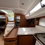 yacht-46574452 image-4