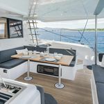 yacht-46705347 image-6