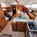 yacht-46717151 image-6