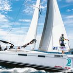 yacht-46939938 image-1
