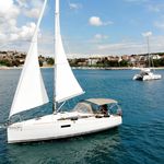 yacht-4696368 image-1