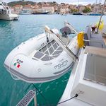 yacht-47177686 image-4