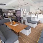 yacht-47177686 image-6