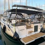 yacht-47221480 image-6