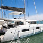 yacht-47416884 image-4