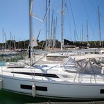 yacht-47417079 image-1