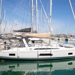 yacht-47417082 image-3