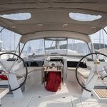 yacht-47417085 image-5