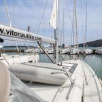 yacht-47417085 image-6