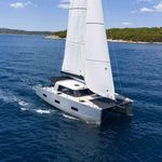 yacht-47433228 image-1