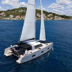 yacht-47433228 image-4