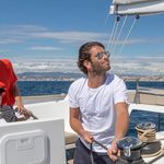 yacht-47754616 image-6