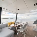 yacht-Azimut 68E-image-2