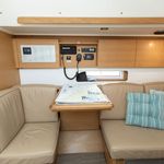 yacht-Elan E5-image-2