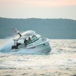 yacht-48509492 image-5