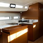 yacht-Sun Odyssey 440-image-4