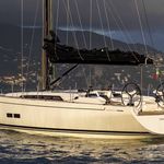 yacht-50199894 image-5