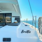 yacht-50240376 image-6