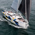 yacht-50250494 image-1