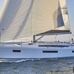 yacht-50388860 image-3