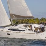 yacht-50439355 image-3