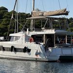 yacht-50678399 image-1