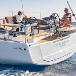 yacht-50678614 image-5