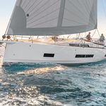 yacht-50678637 image-4