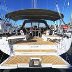 yacht-50679749 image-1