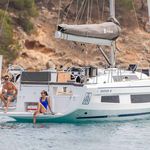 yacht-50885202 image-5