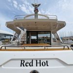 yacht-50888884 image-5