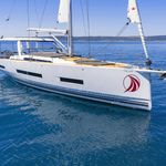 yacht-50893681 image-4