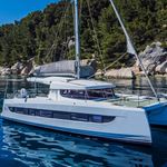 yacht-50952856 image-1