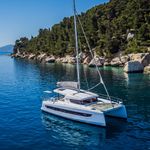 yacht-50953309 image-1