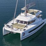 yacht-50964453 image-1