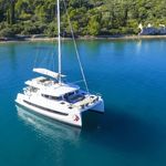 yacht-50964616 image-1