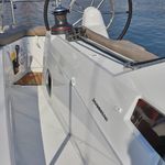 yacht-51186148 image-5