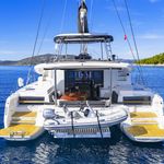 yacht-51268651 image-5