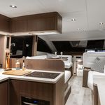 yacht-51282346 image-3